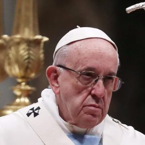  Le pape se sépare de son chef de la police